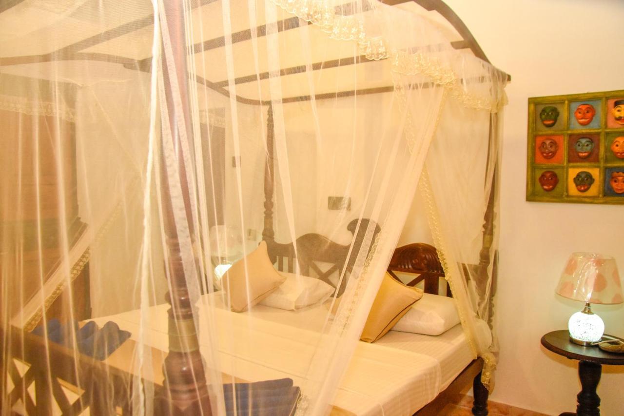 Oriental Rest Hotel Hikkaduwa Bagian luar foto