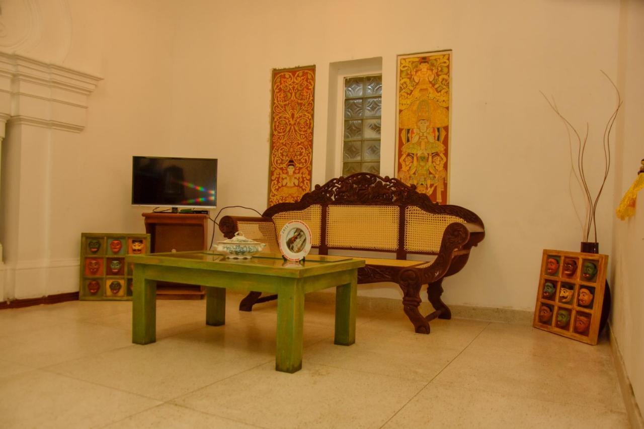 Oriental Rest Hotel Hikkaduwa Bagian luar foto