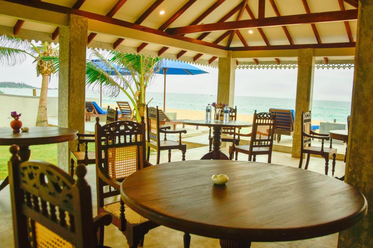 Oriental Rest Hotel Hikkaduwa Bagian luar foto